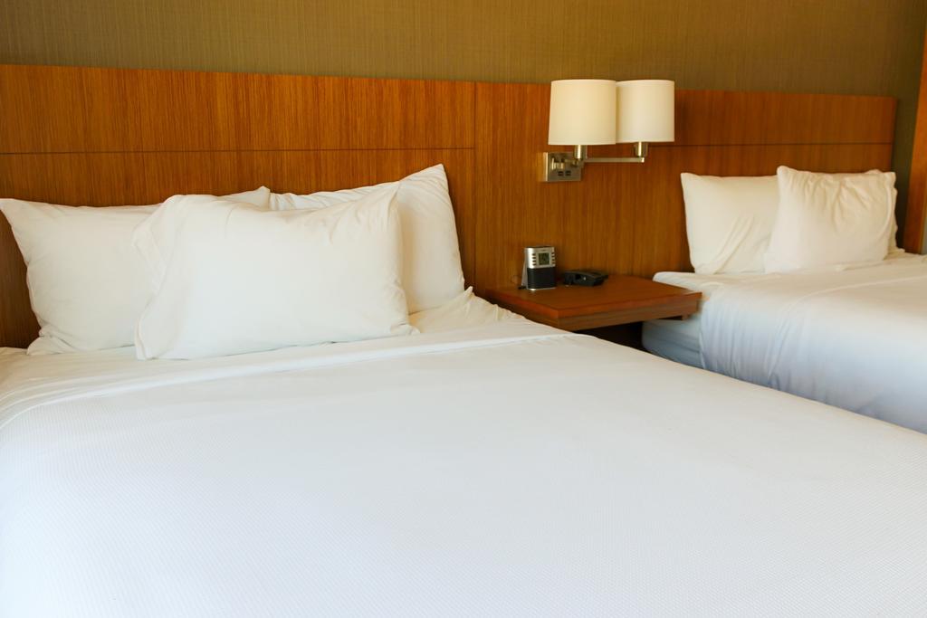 Hyatt Place Chicago-South/University Medical Center Room photo
